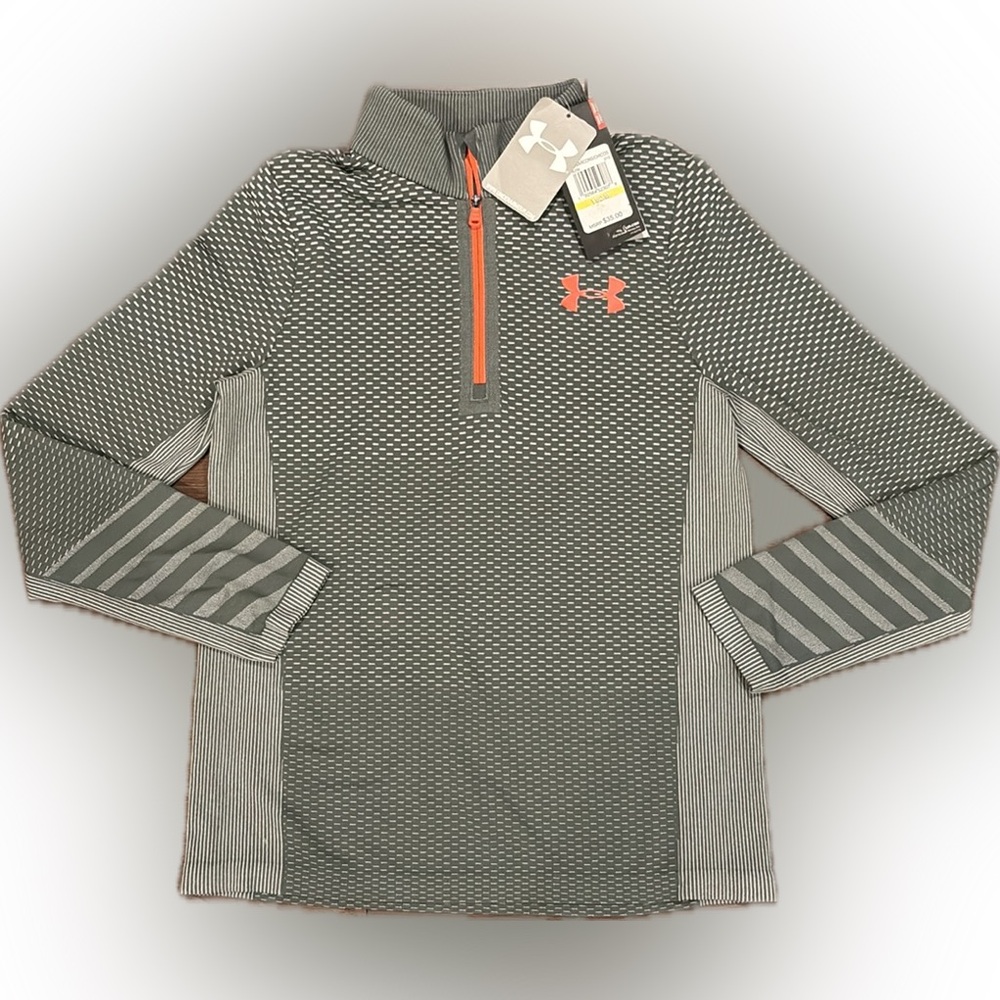 Sold - Under Armor headgear half zipped dry fit YMD